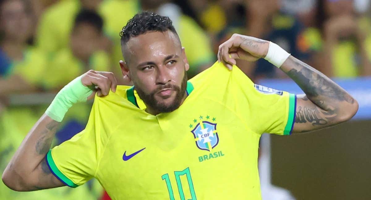 Neymar celebra un día histórico con la selección brasileña. /EUROPA PRESS