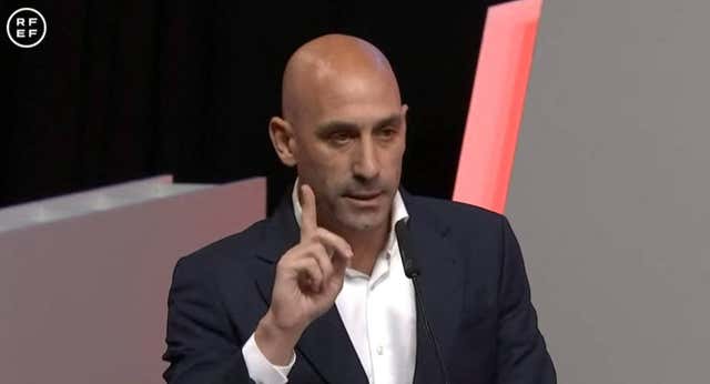 El juez admite la querella contra Rubiales por agresión sexual y coacciones a Hermoso