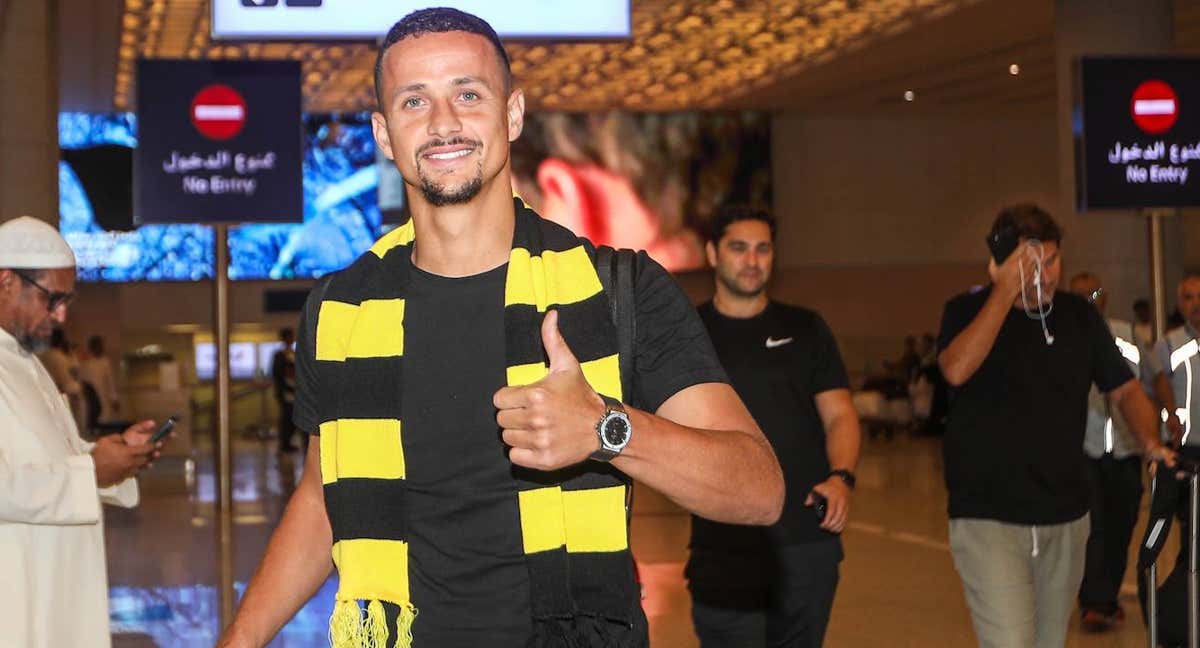 Luiz Felipe, a su llegada a Yeda./@ittihad