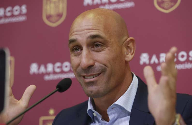 El juez cita a Rubiales el día de la convocatoria de la Selección femenina