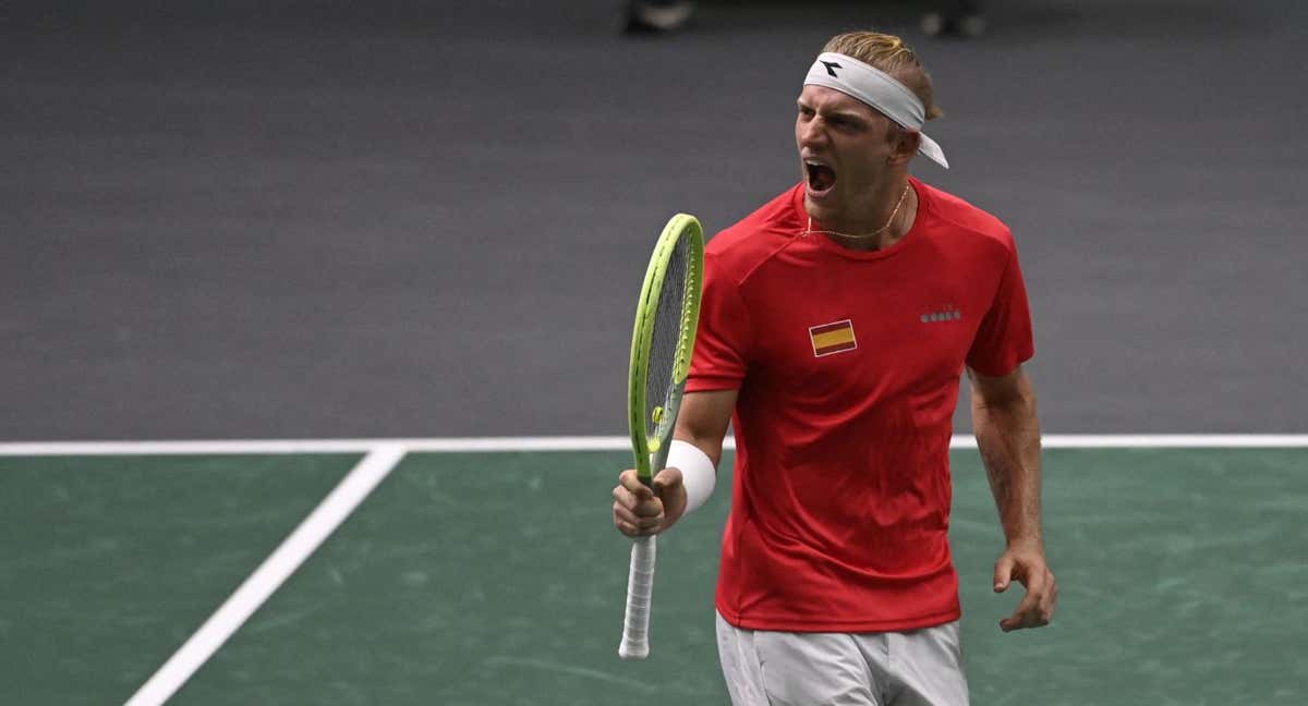 Alejandro Davidovich, durante su debut en la Copa Davis. /JOSE JORDAN / AFP