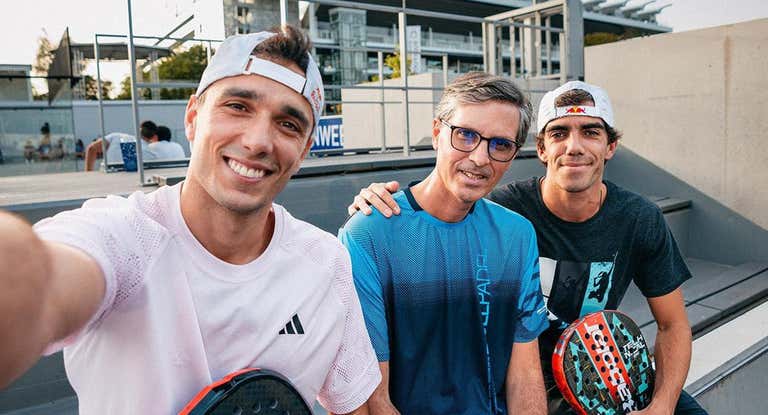 Mariano Amat junto a Lebrón y Galán en Roland Garros.
