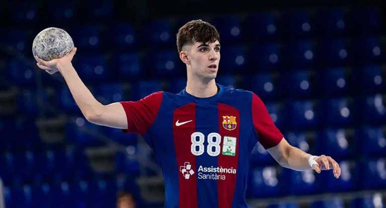 Petar Cikusa con el Barcelona.