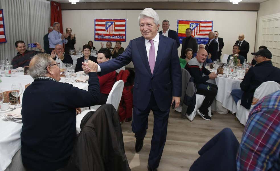 Enrique Cerezo: “Yo hubiese hecho lo mismo que Carrasco; se va cobrando 10 veces más”