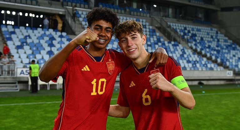 Lamine Yamal y Pau Prim, en el Europeo Sub-17.