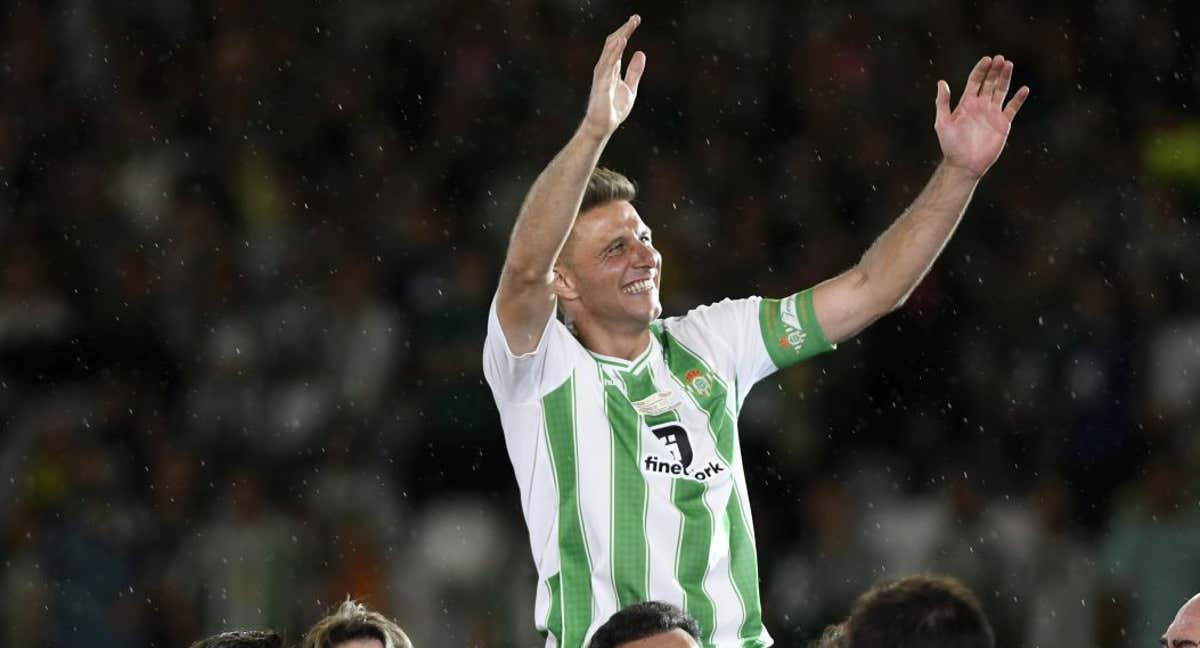 Joaquín durante su despedida con el Betis.