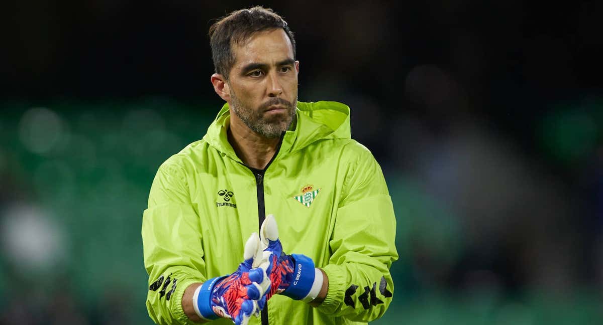 Claudio Bravo, en un partido del Betis./EP