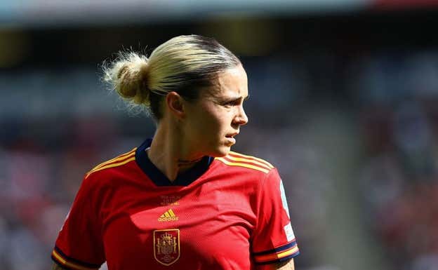 Mapi León durante un partido con la Selección.  RFEF