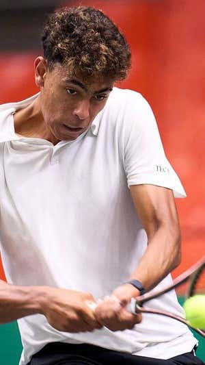 Melero Kretzer, durante un entrenamiento en la Copa Davis.  RFET