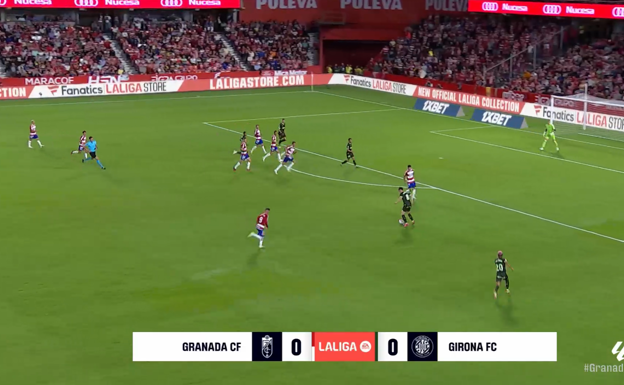 La conducción de Sávio ha abierto en canal al Granada y le da aTsygankov la opción de conducir, con el lateral doblando por fuera. La jugada terminó en gol.  WYSCOUT