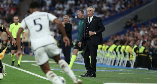 Ancelotti lanza un capote a Rodrygo, avanza la vuelta de Vinicius y manda un mensaje a Kroos y Modric: “Es un tema…”