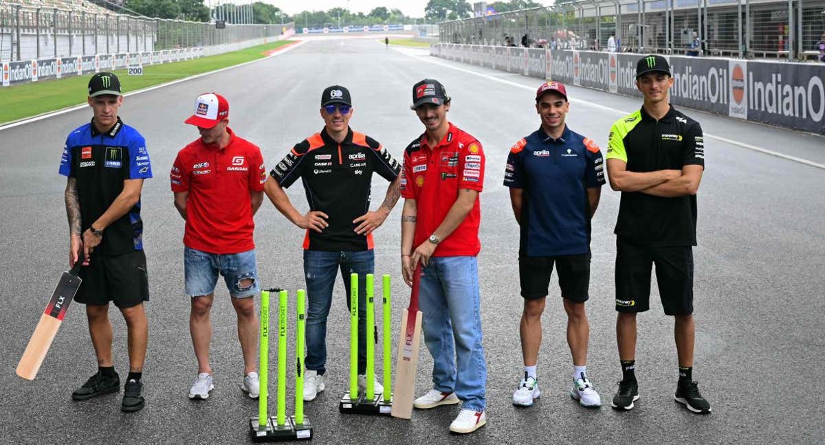 Los pilotos de MotoGP en el circuito de Buddh.