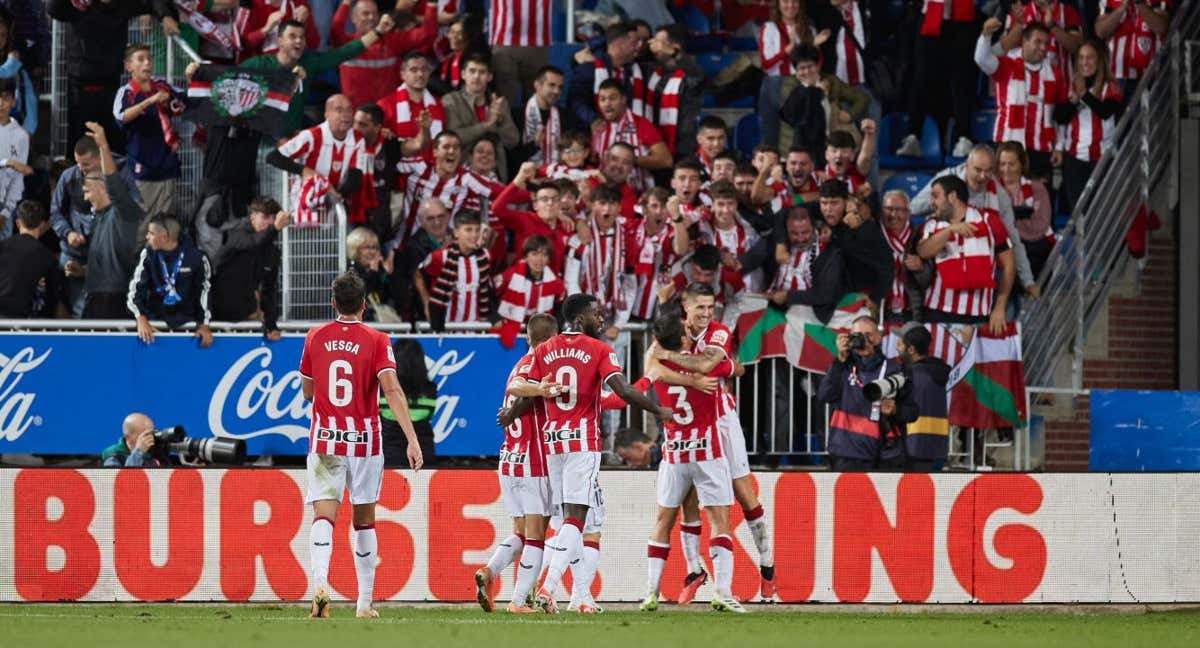 El Athletic celebra el gol de Sancet./EP