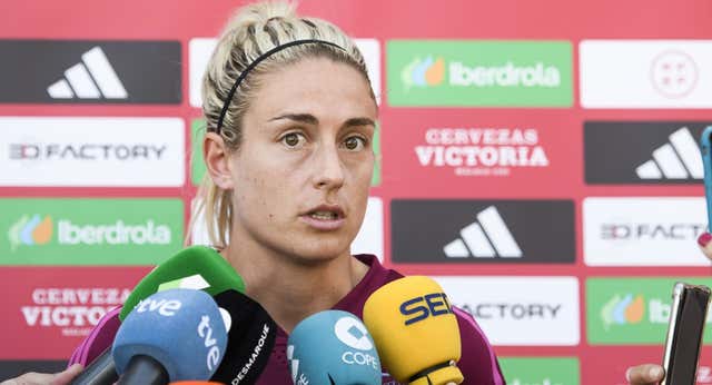 Alexia Putellas explica lo que «no quieren entender»: «No era normal levantarse a las 3 de la madrugada o ir en bus siete horas»
