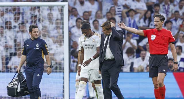 Problema central con la lesión de Alaba: Rüdiger tocado y Nacho, el único disponible