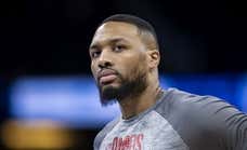 ¡Bombazo en la NBA! Damian Lillard, traspasado a Milwaukee Bucks en un movimiento a tres bandas
