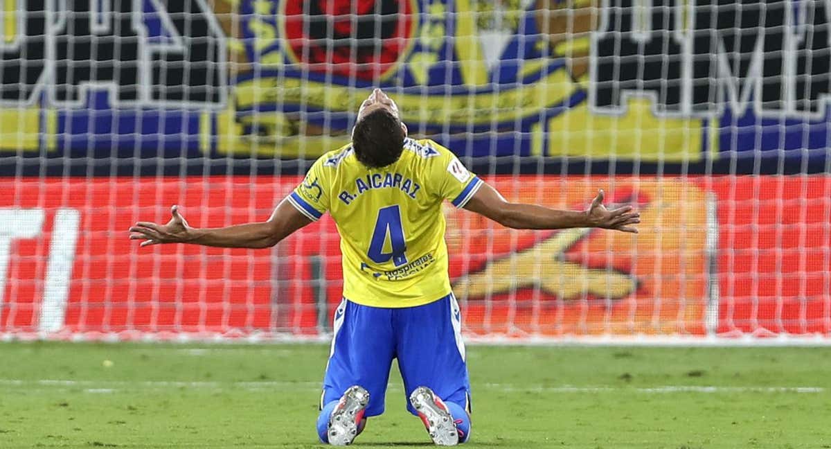 Rubén Alcaraz, en el partido ante el Rayo.