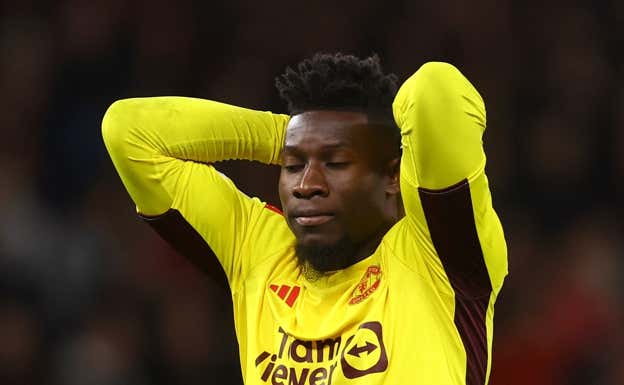 Onana lamenta su error en Old Trafford. REUTERS