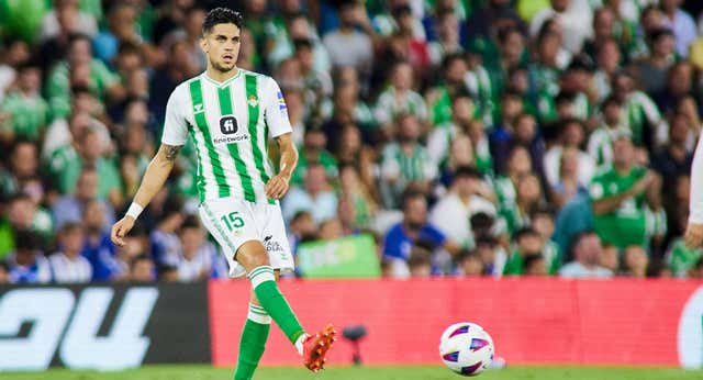 El ‘tocado’ Bartra pone en jaque a Pellegrini para la Europa League