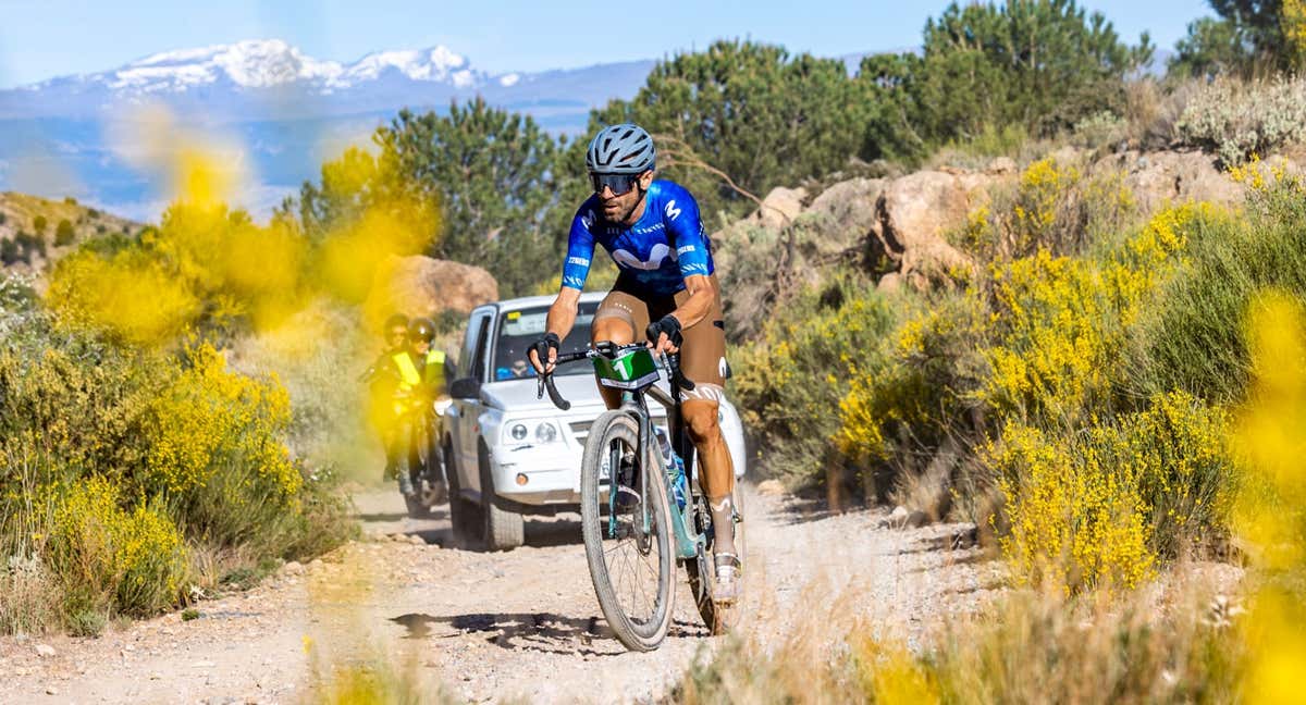 Alejandro Valverde, durante la prueba de 'gravel' La Indomable en Berja (Almería).