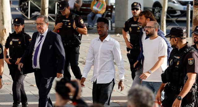 Vinicius declara que los gritos racistas en Mestalla fueron generalizados