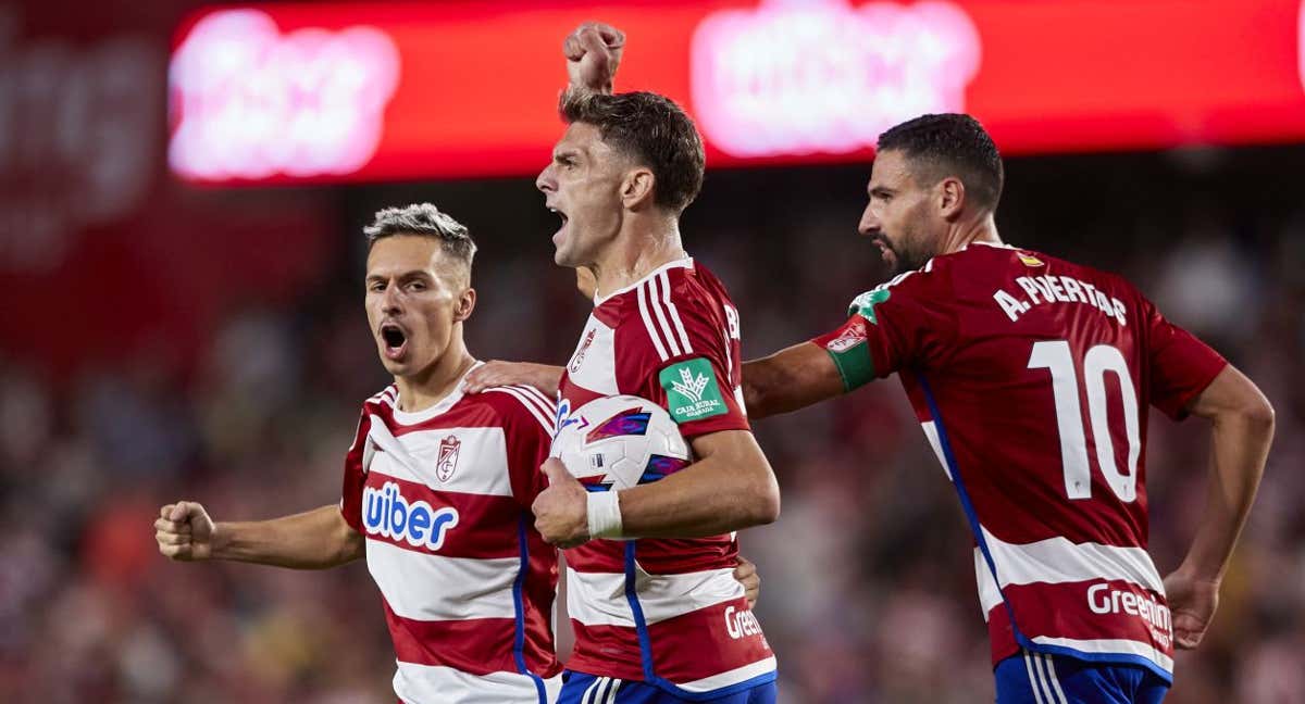 Lucas Boyé celebrando un gol esta temporada.