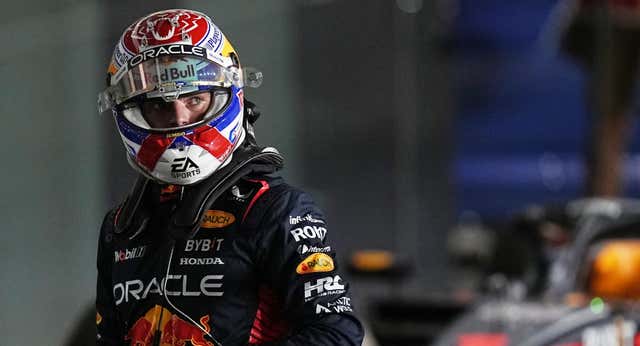Un Verstappen en modo campeón se anota su 30ª pole en F1; Alonso saca magia del Aston Martin