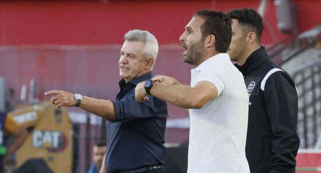 Javier Aguirre, sobre los seis anfitriones del Mundial 2030: «Volar y volar. Es una mierda…»