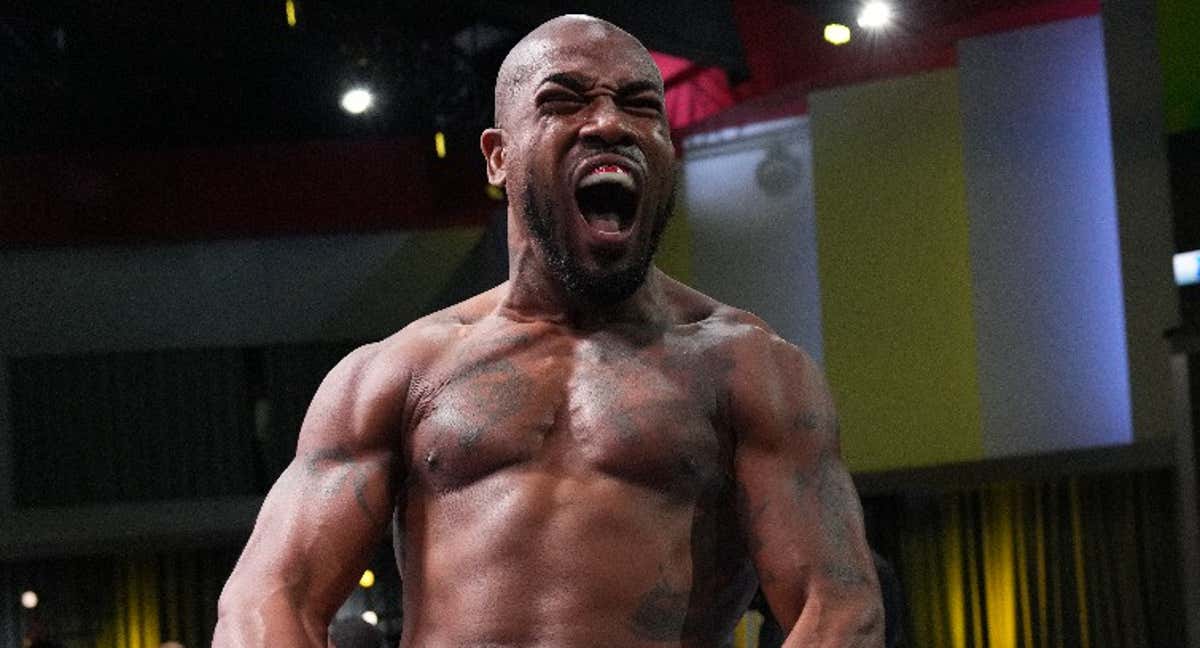 Bobby Green festeja su victoria sobre Dawson en el UFC Vegas 80./UFC