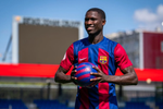 Mbacke sigue enrocado en problemas burocráticos y el Barça le espera «pronto»