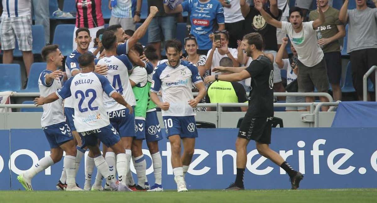 El Tenerife celebra un gol la pasada jornada/LALIGA