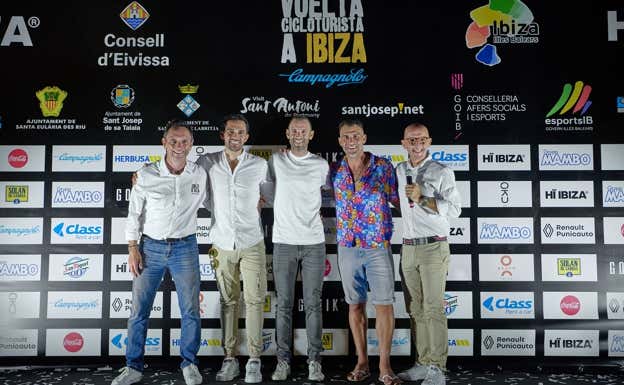 Alberto Contador, Alejandro Valverde y Óscar Pereiro, en la presentación de la Vuelta a Ibiza. VUELTA A IBIZA
