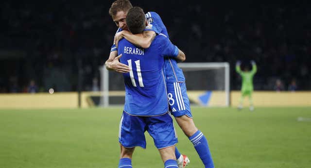 Berardi apacigua a Italia tras el escándalo