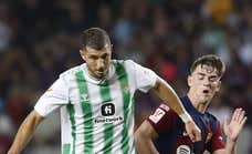 “Guido, quédate”, el cántico para el jugador más cotizado del Betis y con una renovación con aristas