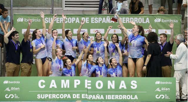 El Astralpool CN Sabadell y el Zodiac CN Atlètic Barceloneta agrandan su leyenda en la Supercopa de España