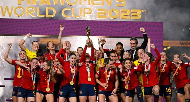 La Selección de fútbol, María Pérez y Elisa Aguilar, entre las 100 mujeres más influyentes de España en 2023