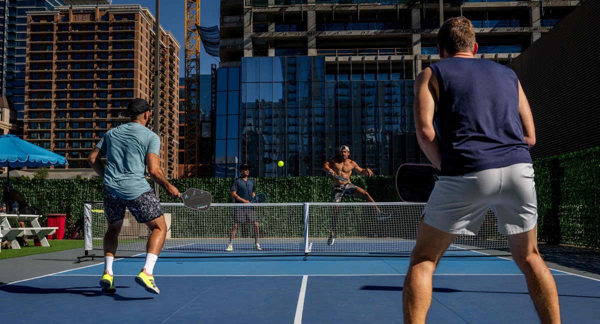 Jugadores de Pickleball . /AFP