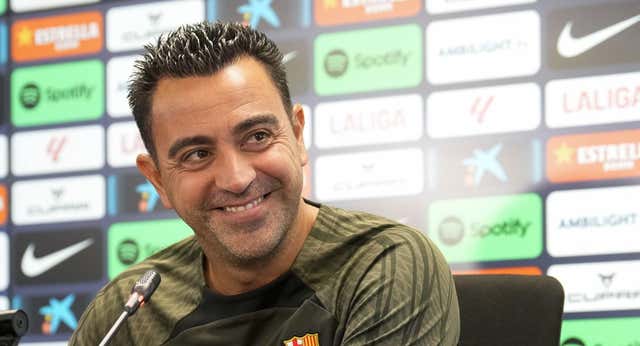 Xavi y el madridismo sociológico: «Estoy al 100% con el presidente»