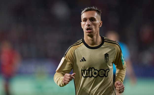 Bryan durante un partido con el Granada.  EP