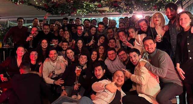 🥳 Nos vamos de gala: Relevo, nominado a los Premios TikTok 2023