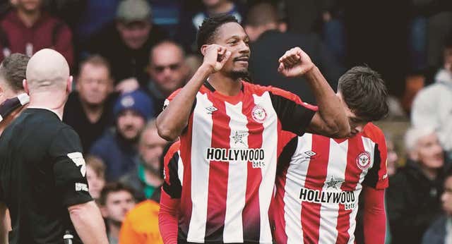 Ethan Pinnock, el central que tardó “tiempo en entender” su propio cuerpo, agranda la crisis del Chelsea