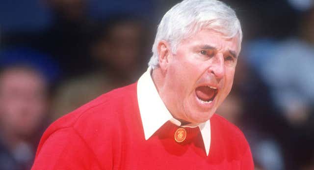 Fallece Bobby Knight, leyenda de los banquillos NCAA y verdugo de España en Los Angeles 1984