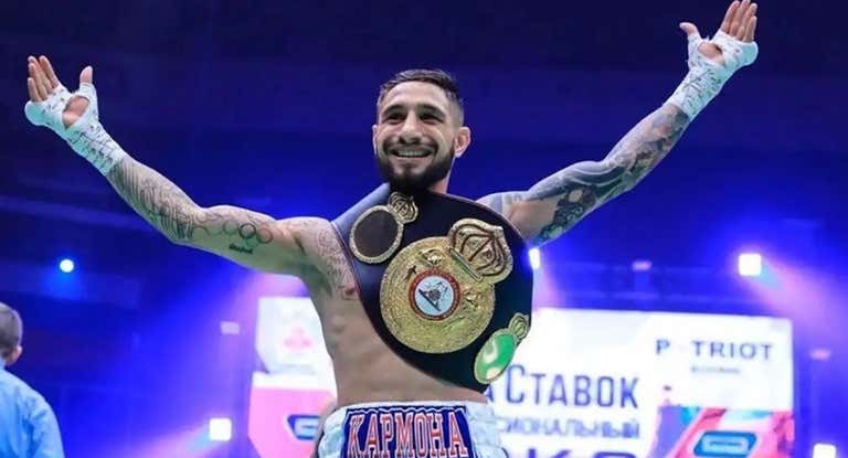 Samuel Carmona, tras un combate en Rusia.