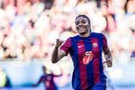 Salma Paralluelo no olvidará este día: ¡cuatro goles, al primer toque... y en 32 minutos!