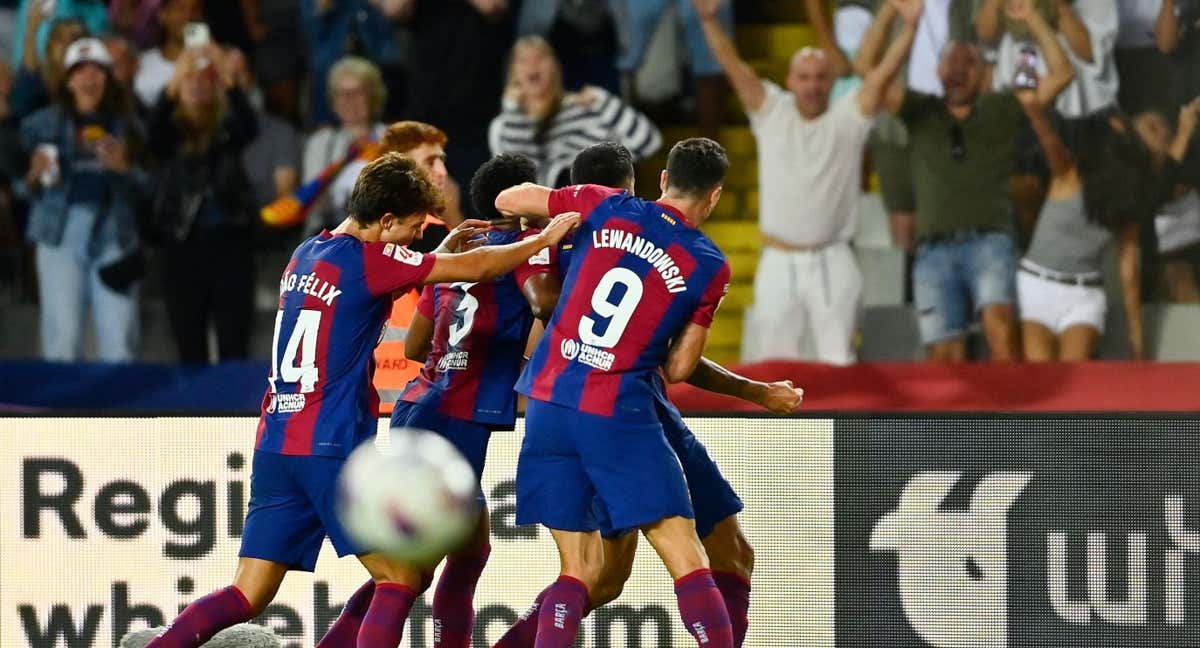 El Barça celebrando su remontada ante el Celta. /AFP