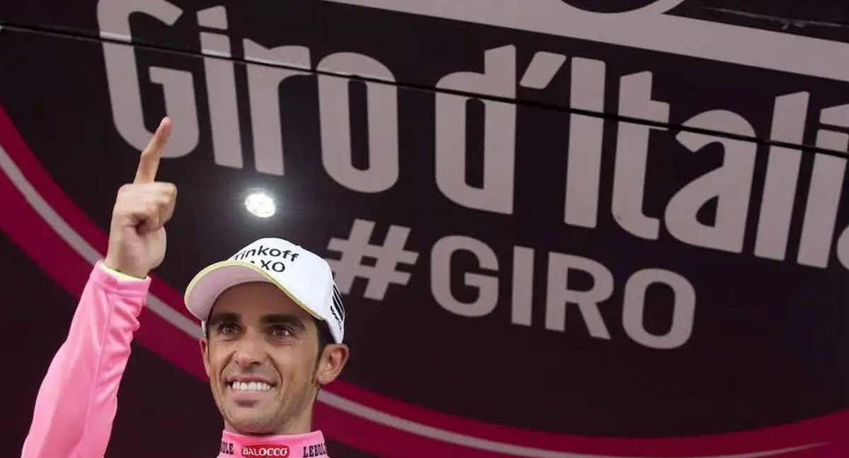 Alberto Contador celebrando la victoria del Giro de Italia. /EFE