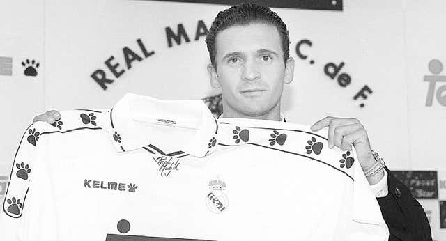 El origen de la relación volcánica entre Real Madrid y Valencia: «Paco Roig era como el Cid, se enfrentó a ellos y los demonizó«