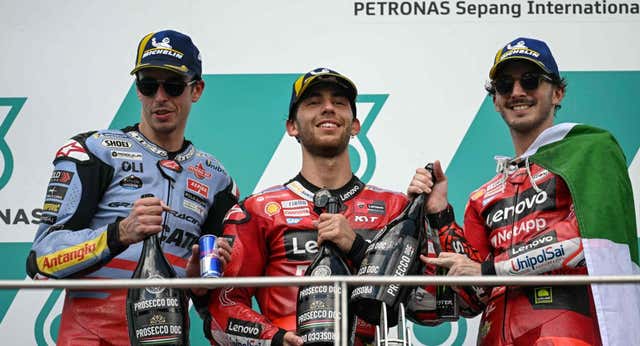 Bastianini se reivindica y Bagnaia bate a Martín en la antepenúltima batalla por el título