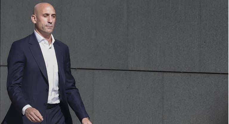 Rubiales entrando a la Audiencia Nacional.