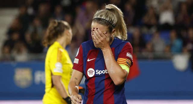 Susto en el Barça con Alexia por molestias en su rodilla operada: ‘El doctor me ha dicho que había que cambiarla’